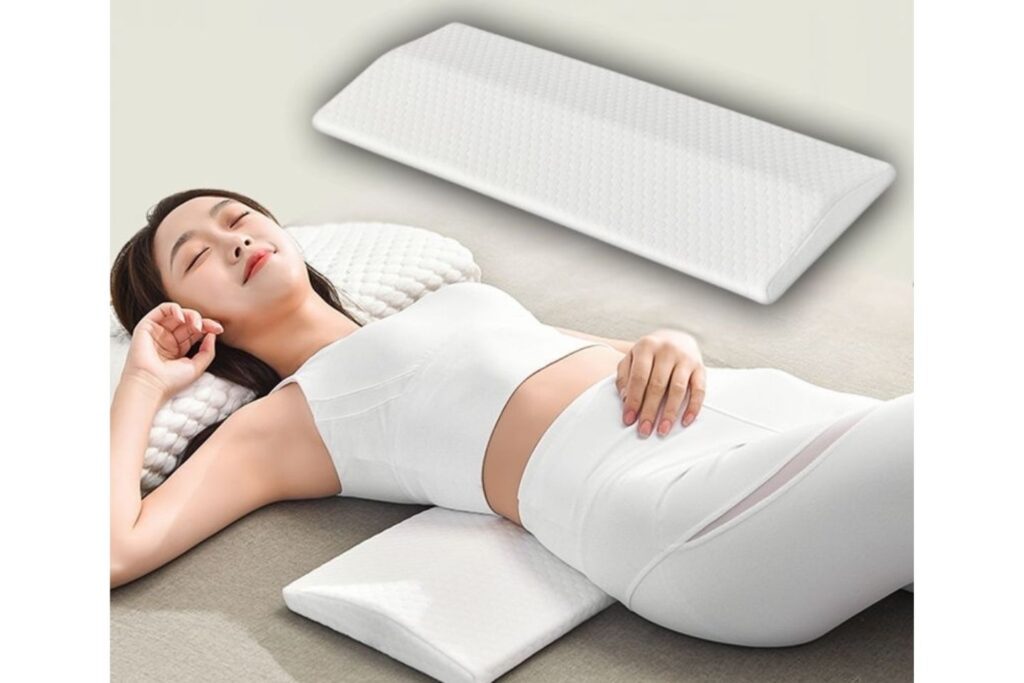 The Importance of Sleeping With a Pillow for Back Pain 