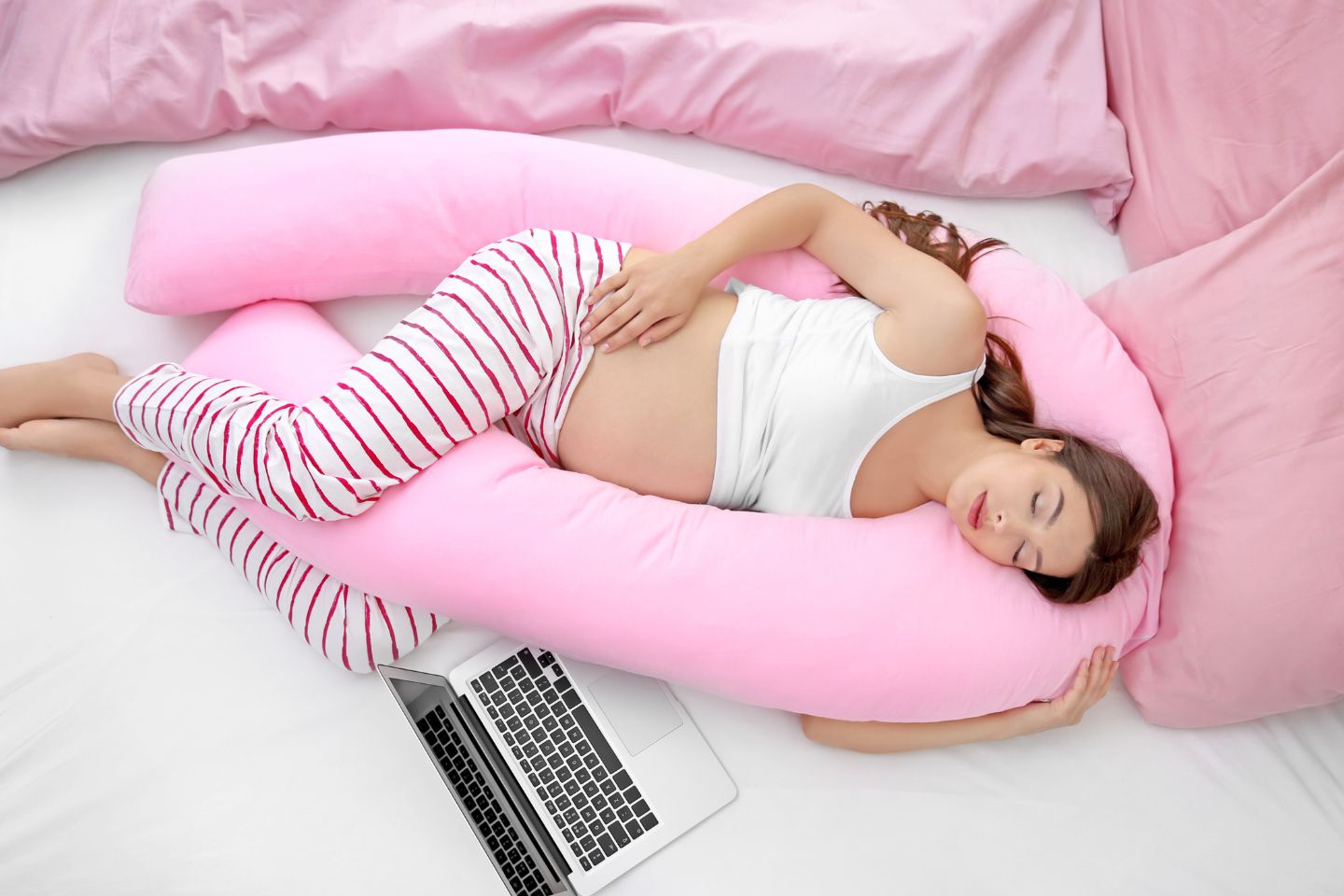 Full-Length Pregnancy Pillow