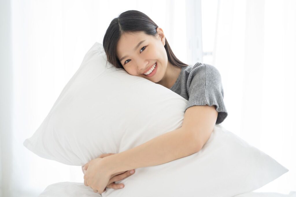 How To Use a Body Pillow for Back Pain