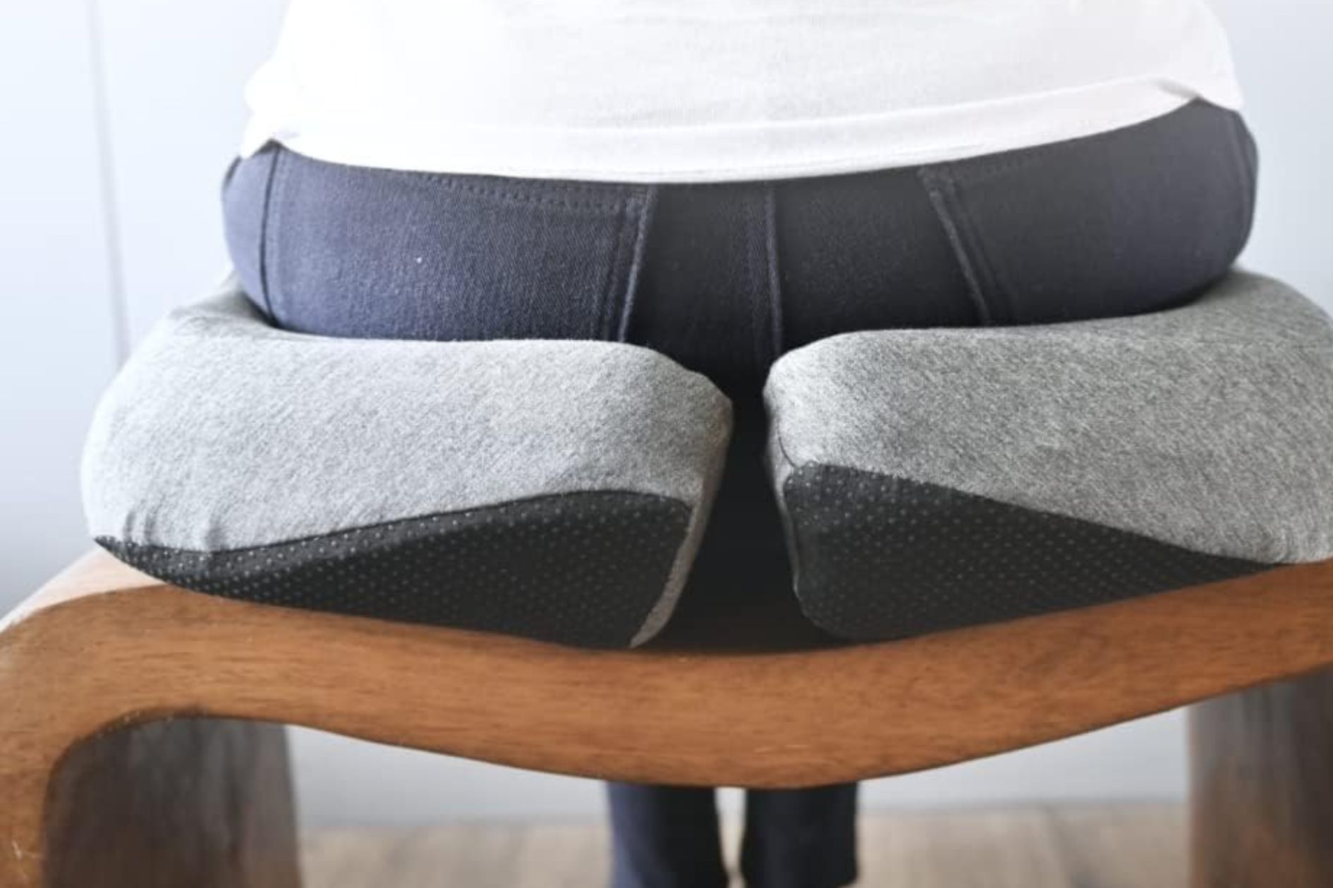 Sit Comfortably Again Best Seat Cushions for Tailbone Injury Recovery